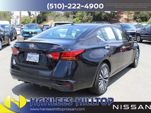 Used 2025 Nissan Altima 2.5 SV FWD image 7
