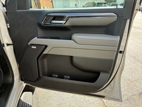 New 2026 Chevrolet Silverado 1500 ZR2 AWD/4WD image 21