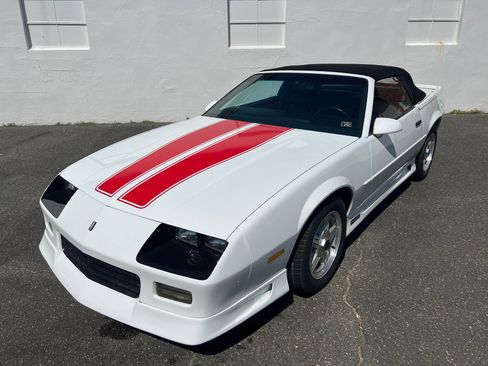 Used 1992 Chevrolet Camaro RS image 2