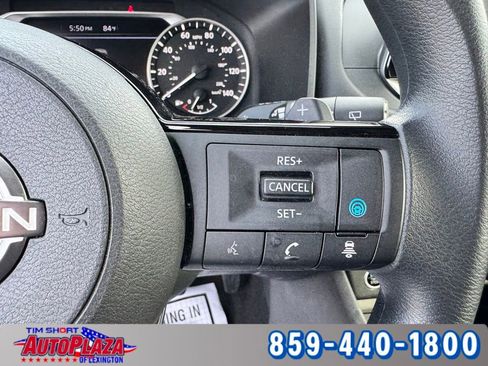 Used 2023 Nissan Rogue SV AWD/4WD image 24