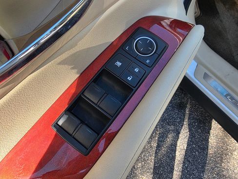 Used 2011 Lexus RX 350 2WD image 11