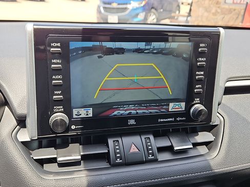 Used 2019 Toyota RAV4 XLE Premium FWD image 16