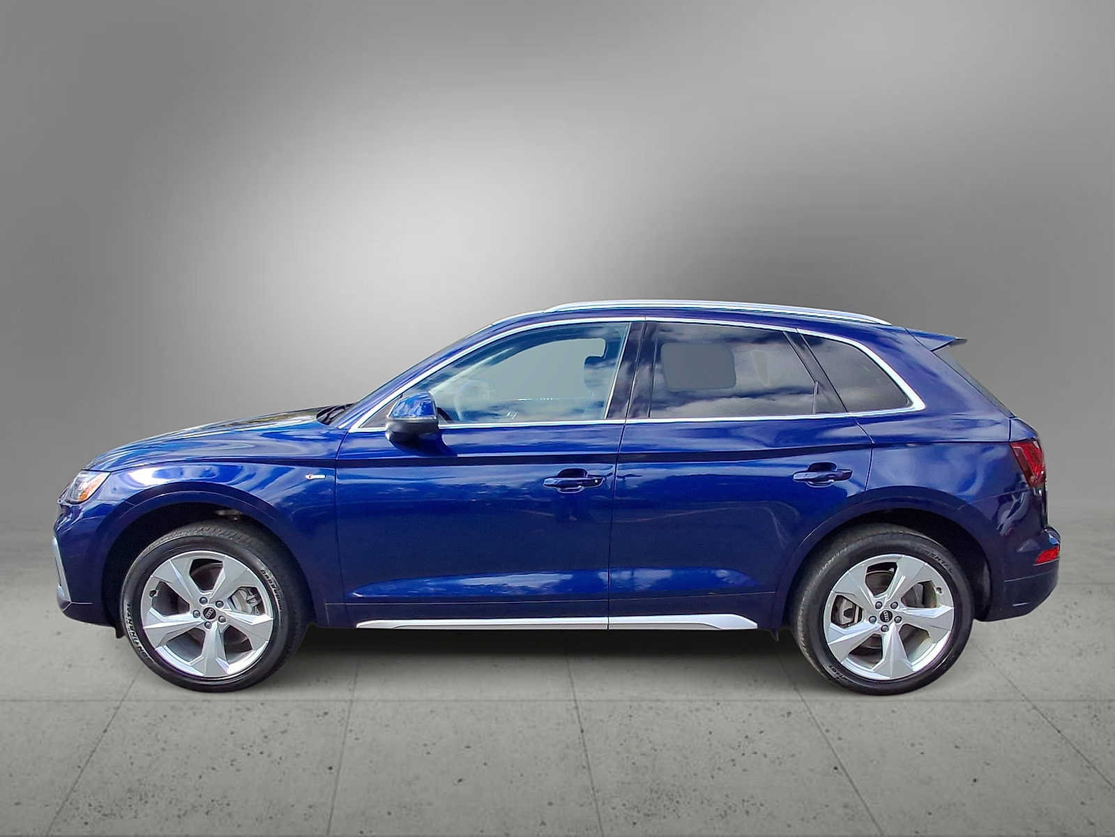 Certified 2023 Audi Q5 2.0T Premium Plus AWD/4WD image 5