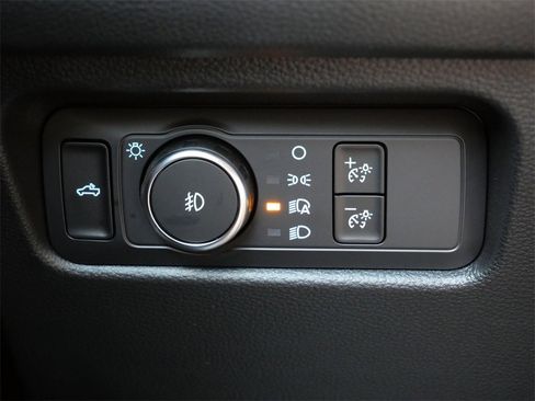 Certified 2025 Ford Ranger Lariat w/ Black Appearance Package image 25