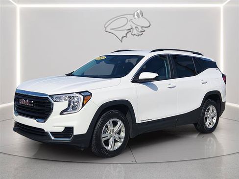 Used 2023 GMC Terrain SLE w/ Driver Convenience Package AWD/4WD image 1