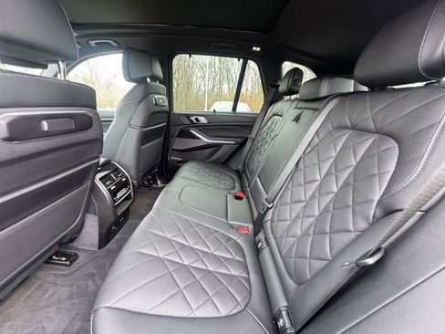 Certified 2025 BMW X5 xDrive40i w/ M Sport Package image 24
