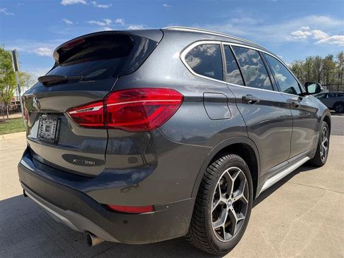 Used 2018 BMW X1 xDrive28i image 7