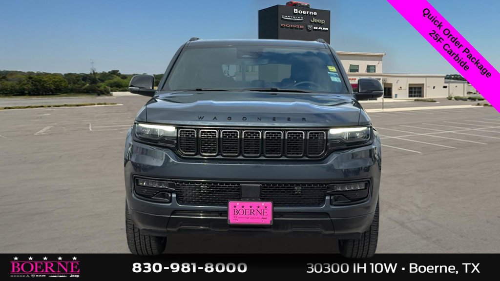 Used 2023 Jeep Wagoneer Series II AWD/4WD image 8