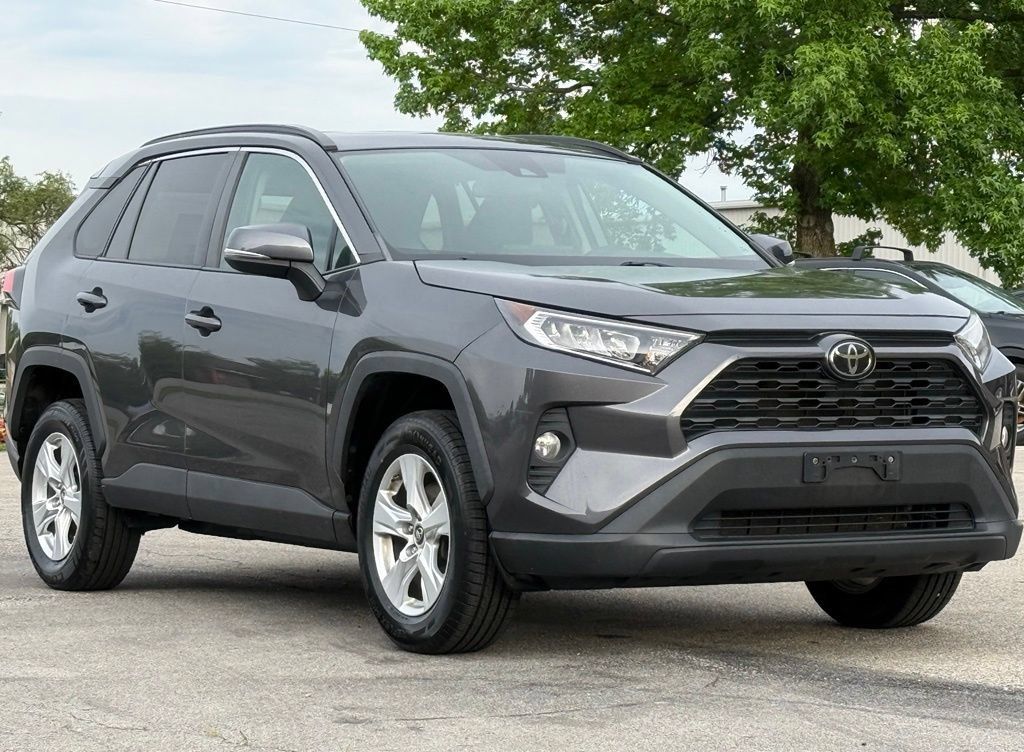 Used 2019 Toyota RAV4 XLE w/ Convenience Package AWD/4WD image 7