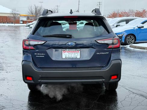 Certified 2025 Subaru Outback w/ Popular Package #1A image 5