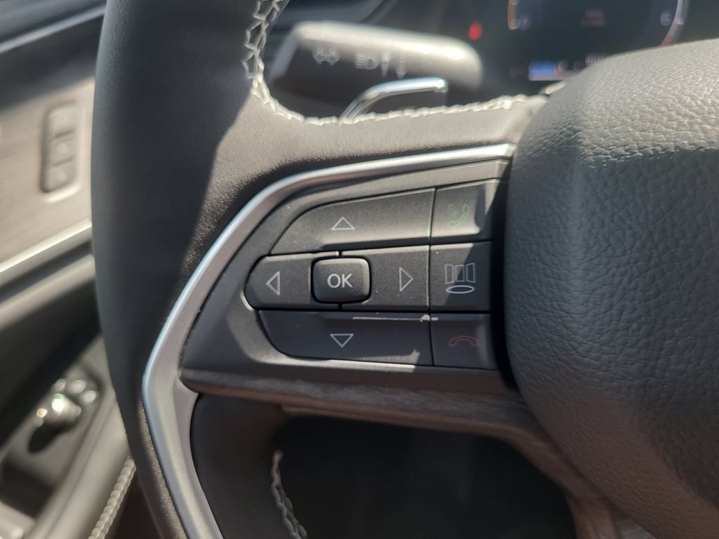 New 2026 Jeep Grand Cherokee Limited RWD image 30