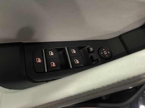 Certified 2024 BMW X6 xDrive40i w/ Premium Package image 11