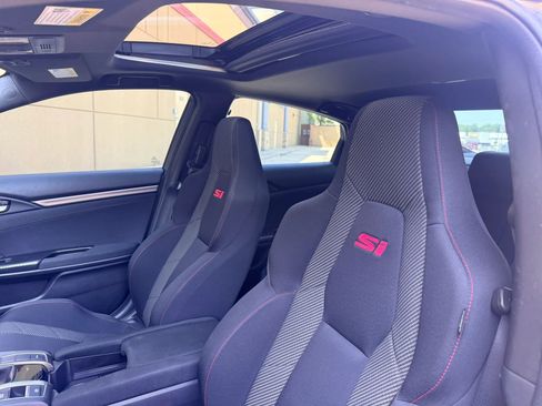 Used 2017 Honda Civic Si image 3