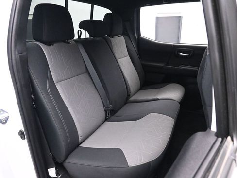 Used 2023 Toyota Tacoma TRD Off-Road w/ Technology Package image 18