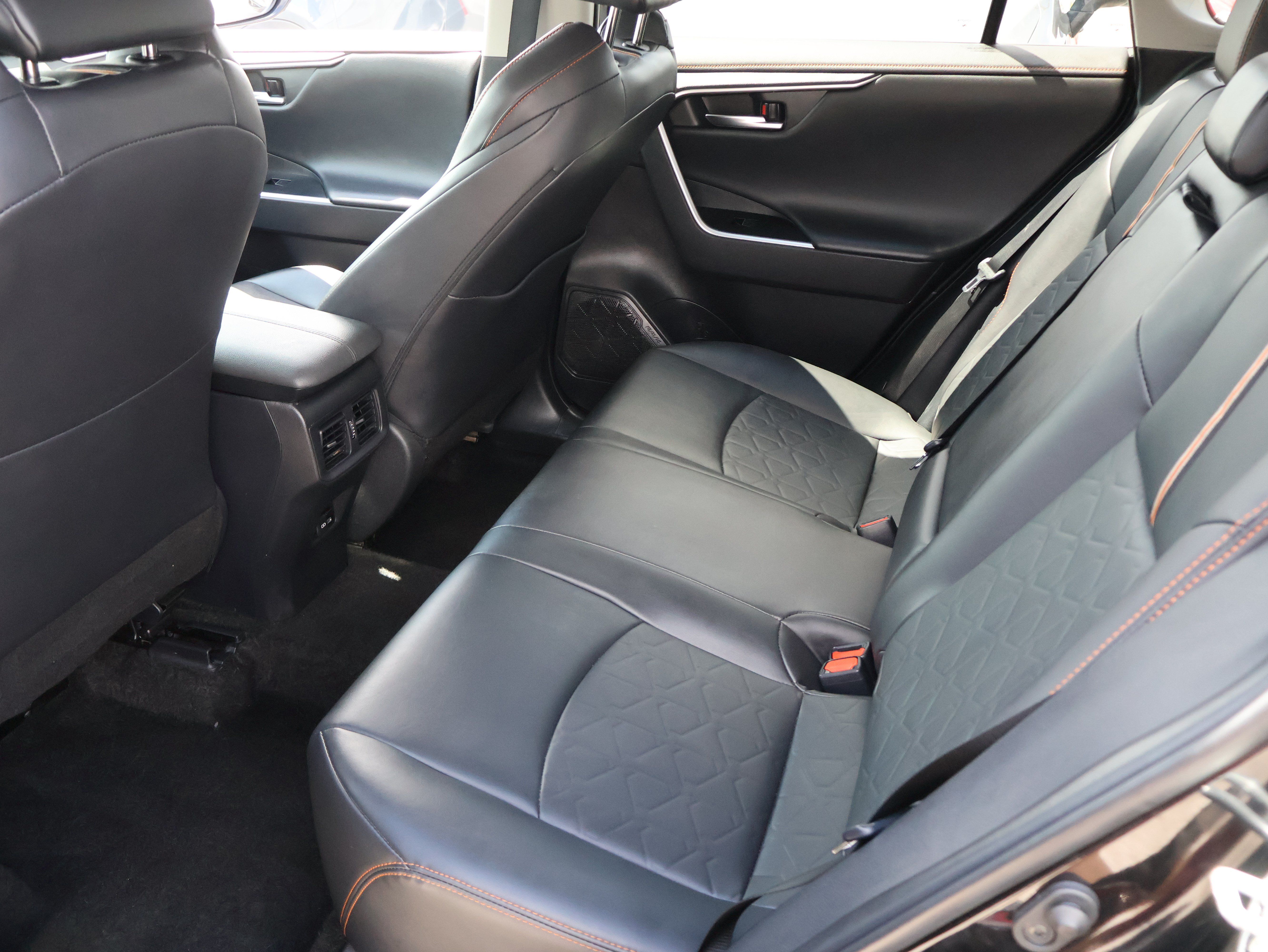 Used 2024 Toyota RAV4 Adventure AWD/4WD image 16