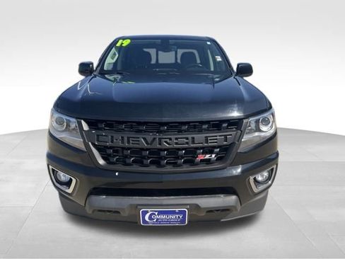 Used 2019 Chevrolet Colorado Z71 image 2