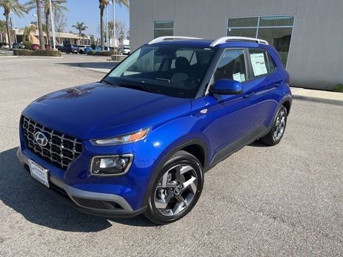 New 2026 Hyundai Venue SEL image 2