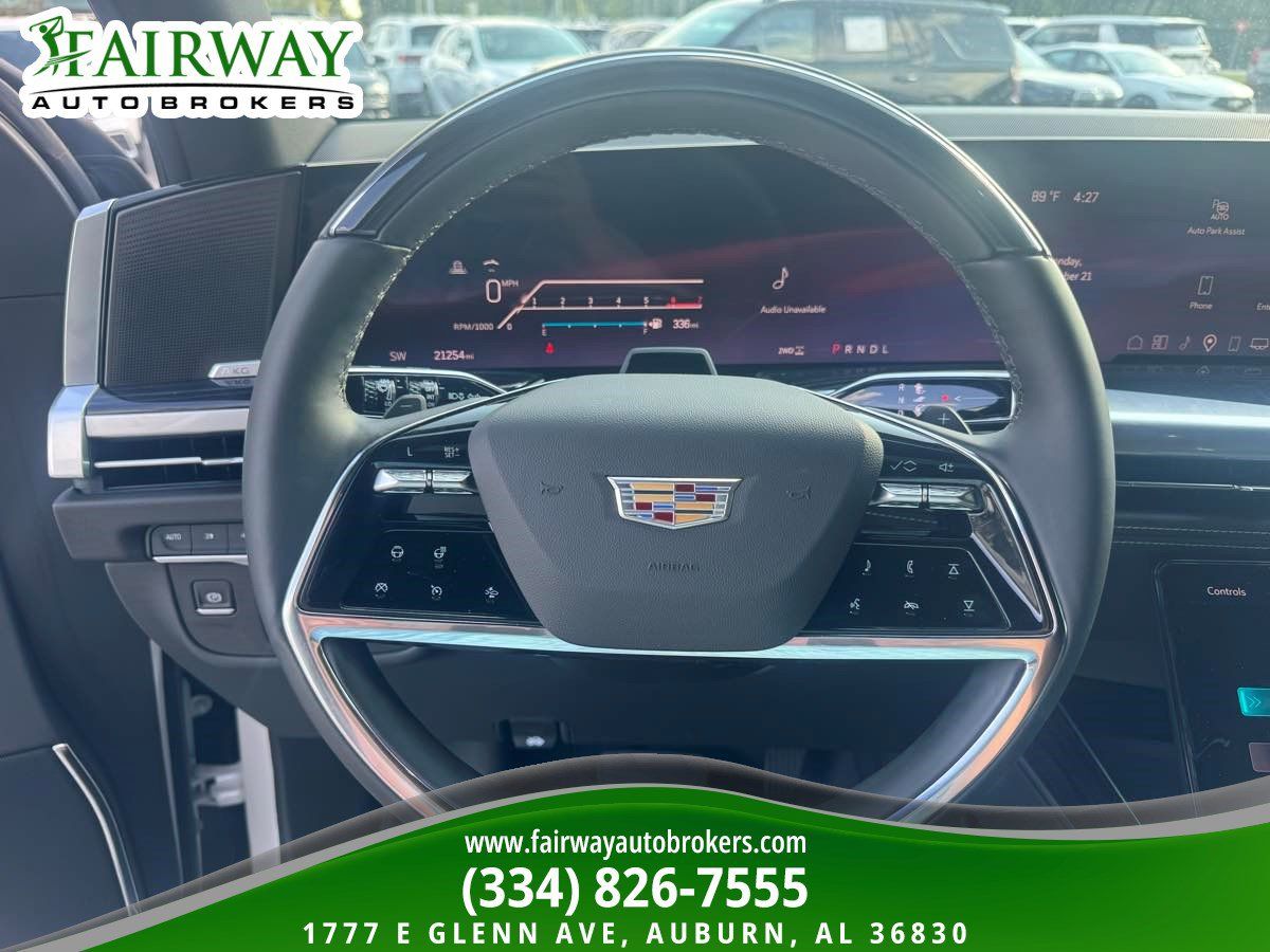 Used 2025 Cadillac Escalade Sport w/ Touring Package AWD/4WD image 19