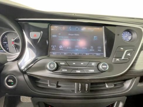 Used 2017 Buick Envision Premium w/ Driver Confidence Package AWD/4WD image 34