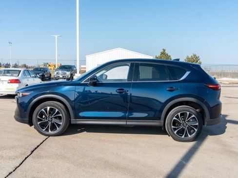 Used 2023 MAZDA CX-5 AWD 2.5 S w/ Premium Package image 3