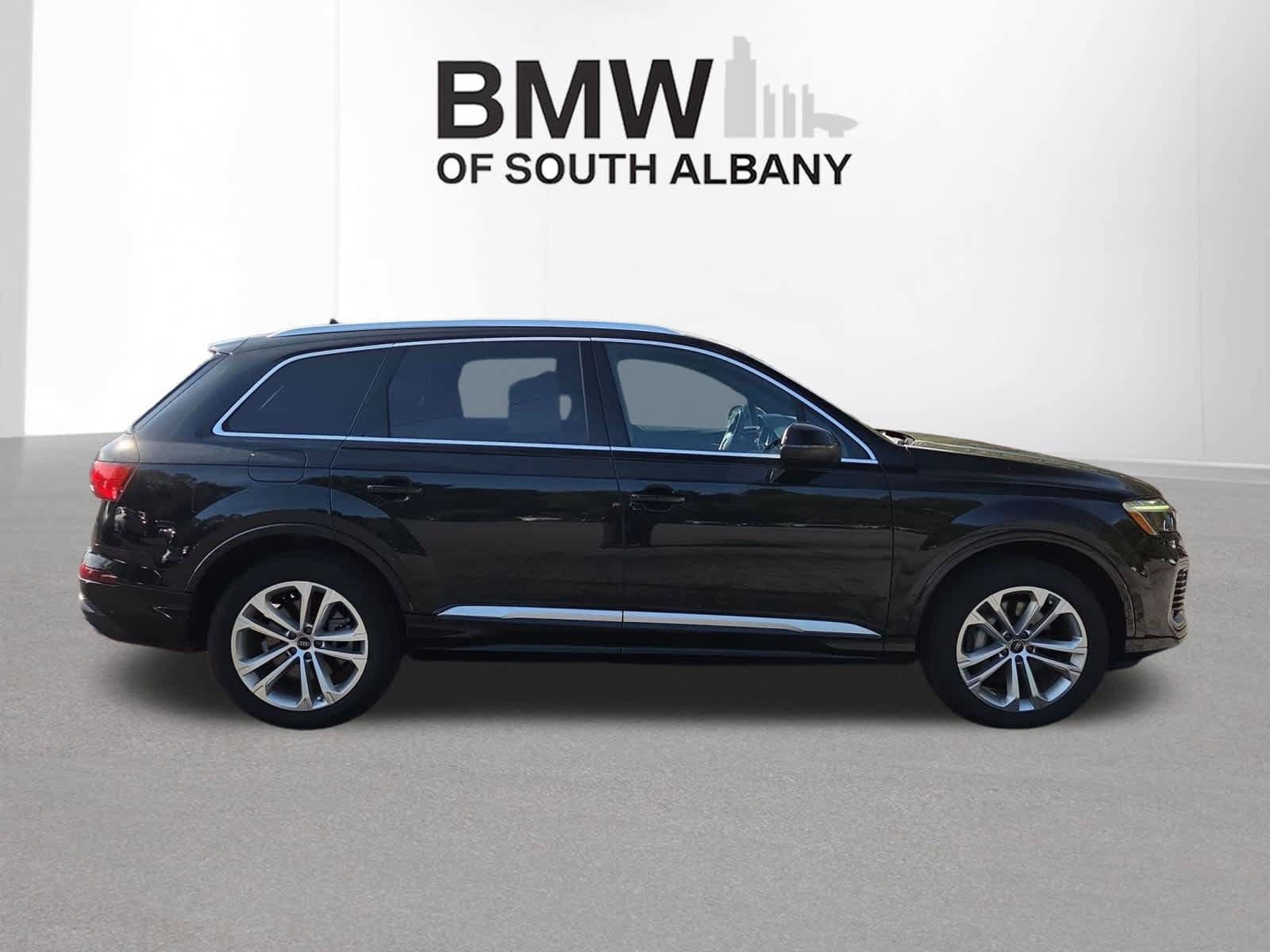 Used 2025 Audi Q7 2.0T Premium w/ Convenience Package AWD/4WD image 2