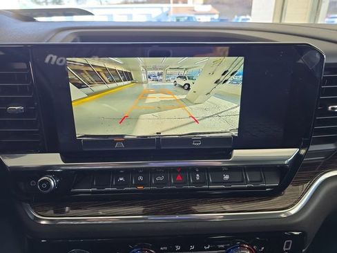 Certified 2024 GMC Sierra 1500 Elevation image 16