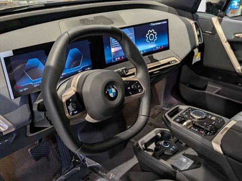 New 2026 BMW iX xDrive45 image 3