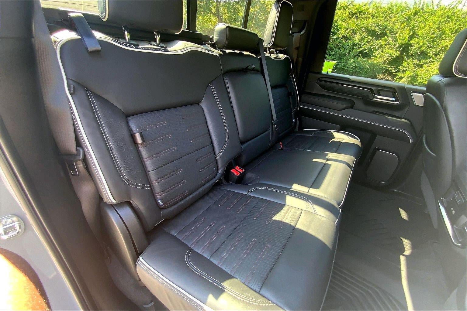 Used 2024 GMC Sierra 2500 AT4X w/ AT4X AEV Edition AWD/4WD image 24