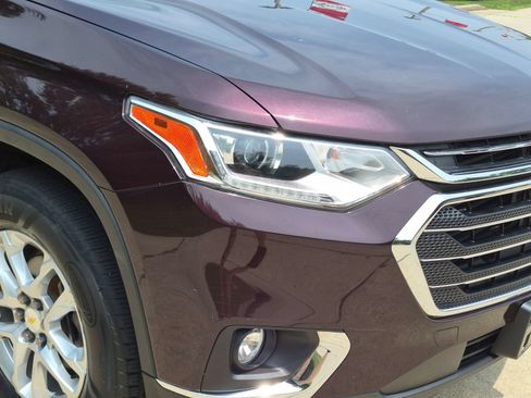 Used 2019 Chevrolet Traverse LT FWD image 34