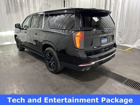Certified 2025 Chevrolet Suburban High Country image 5
