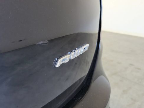 Used 2024 Ford Edge SEL AWD/4WD image 9