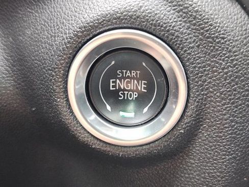 Used 2020 GMC Sierra 1500 SLT AWD/4WD image 24