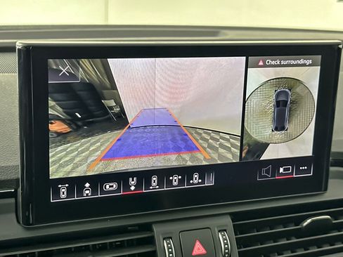 Used 2023 Audi SQ5 Premium Plus w/ Premium Plus Package image 19