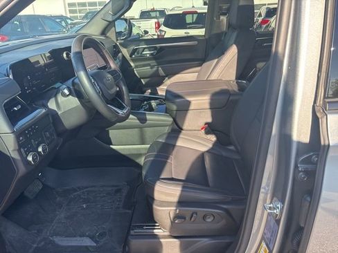 Certified 2025 Chevrolet Tahoe RST w/ RST Capability Package AWD/4WD image 5