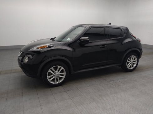 Used 2016 Nissan Juke S FWD image 2
