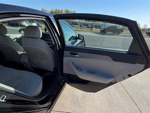 Used 2019 Hyundai Sonata ECO FWD image 16