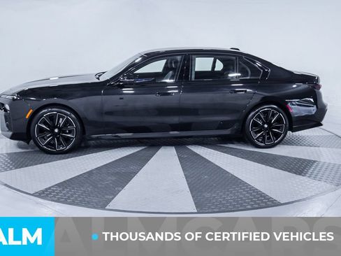 Used 2026 BMW 740i w/ Premium Package RWD image 4