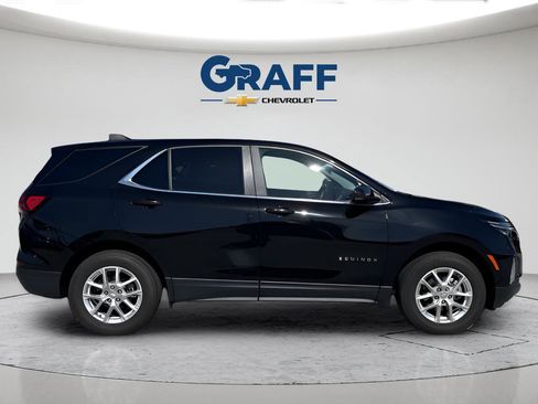 Used 2024 Chevrolet Equinox LT AWD/4WD image 9