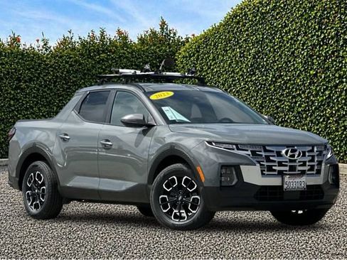 Used 2023 Hyundai Santa Cruz SEL Premium AWD/4WD image 2