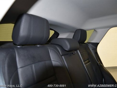 Used 2020 Land Rover Range Rover Evoque S image 24