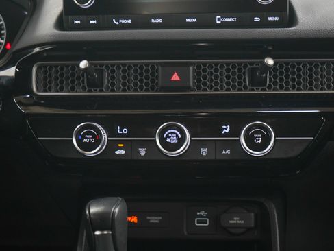 Used 2024 Honda Civic Sport image 16