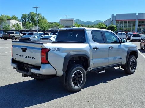 New 2026 Toyota Tacoma 4x4 Double Cab image 4