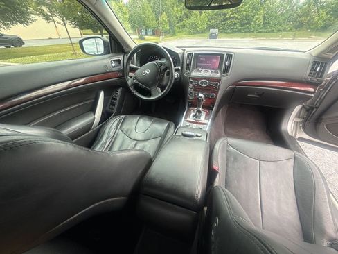 Used 2010 INFINITI G37 Convertible w/ Premium Pkg RWD image 18