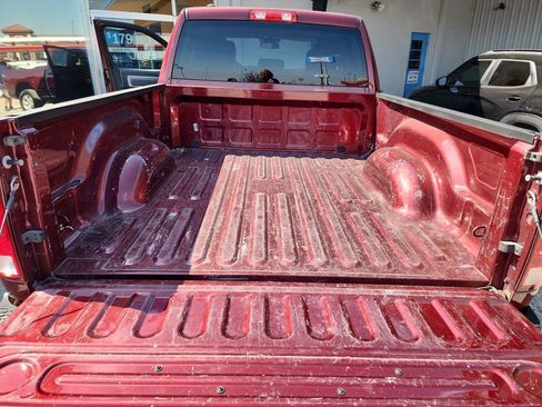 Used 2024 RAM 1500 Classic SLT image 40