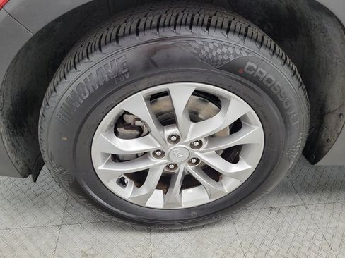 Used 2019 Hyundai Santa Fe SE AWD/4WD image 31