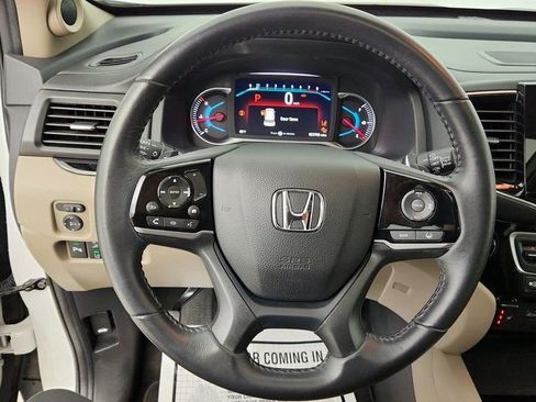 Used 2022 Honda Pilot Touring image 14