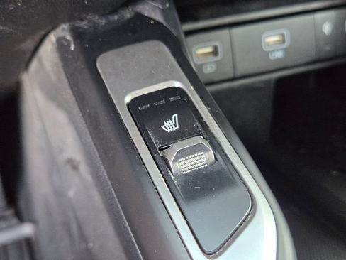 Used 2023 Kia Sorento S w/ Panoramic Sunroof Package AWD/4WD image 28