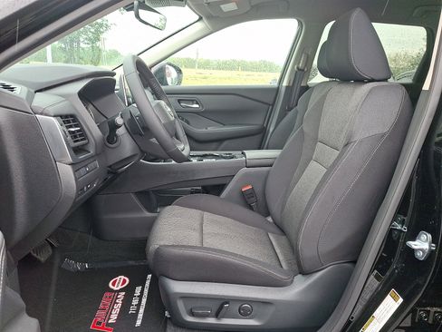 Used 2026 Nissan Rogue SV AWD/4WD image 13