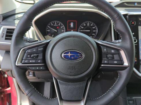 Used 2025 Subaru Ascent Limited w/ Popular Package #2 AWD/4WD image 35