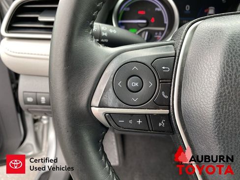 Certified 2021 Toyota Camry XLE FWD image 36